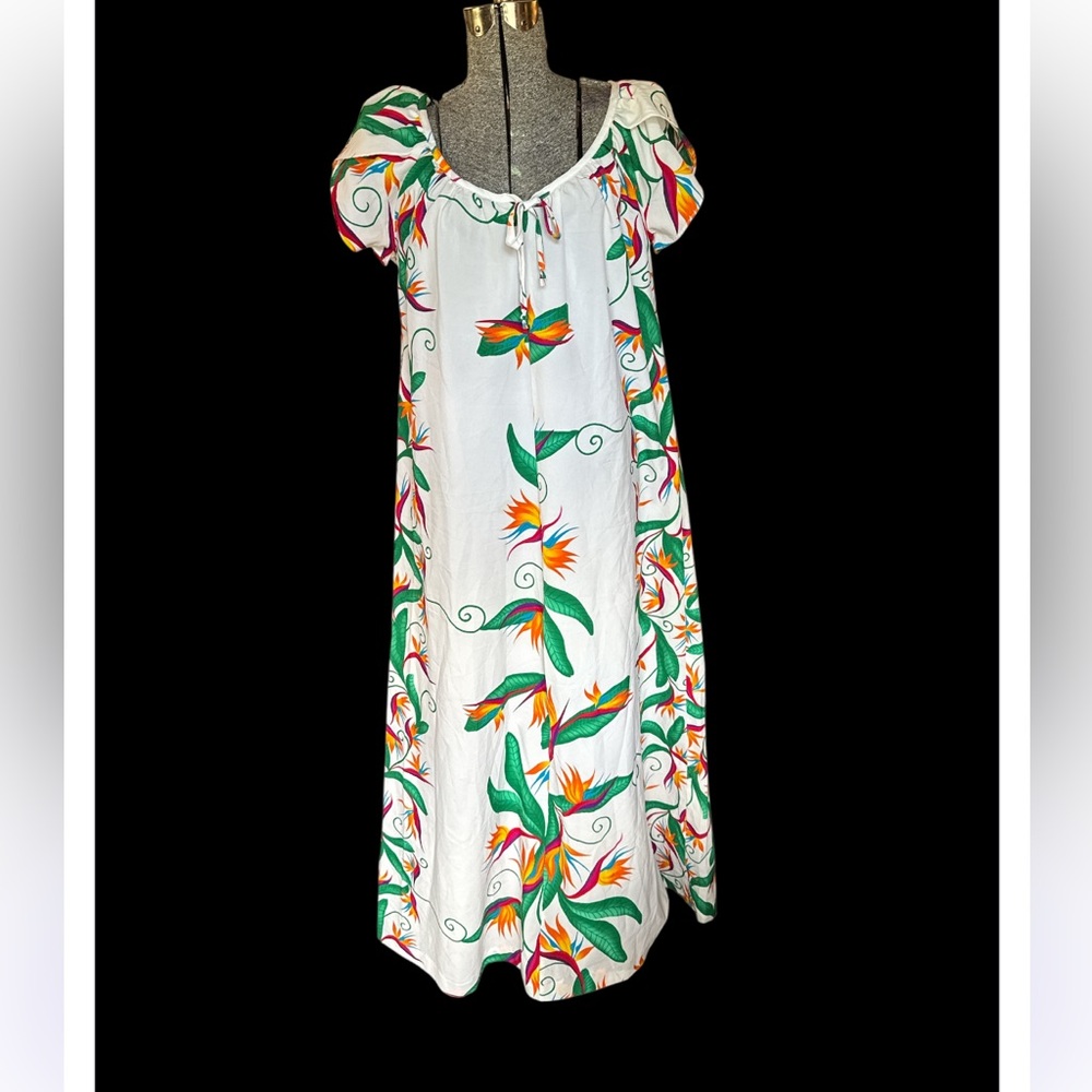 Vintage Hilo Hattie’s Floral White Maxi Dress